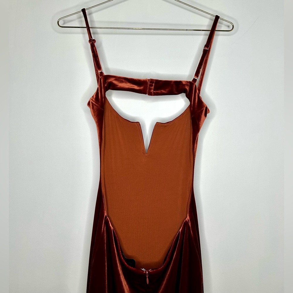Michael Costello x Revolve Rowena Velvet Cut-Out Maxi Dress in Rust - XXS - Picture 6 of 7